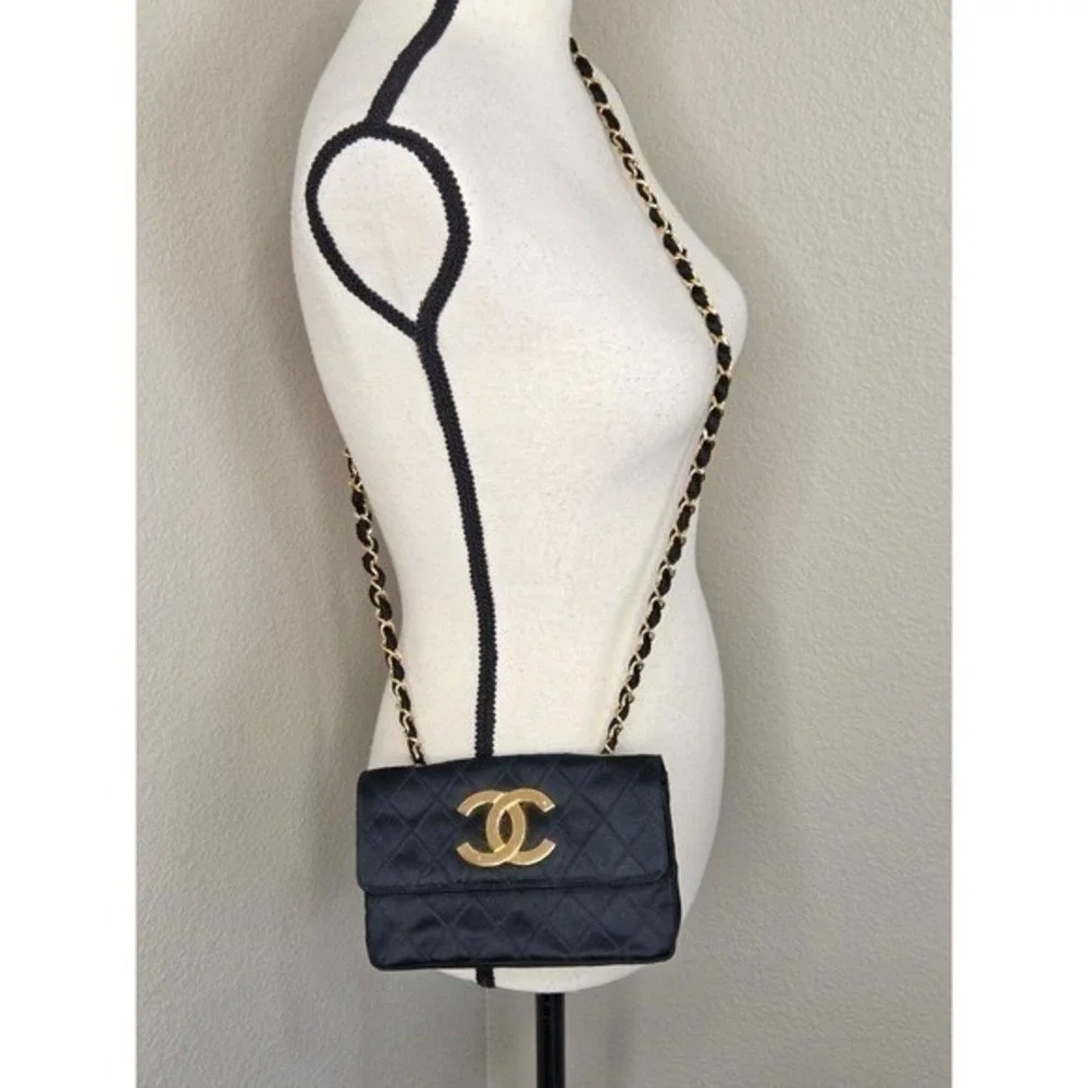 Chanel‎ Black Satin Quilted Flap Bag Vintage 1980's Chain Shoulder Bag Gold CC